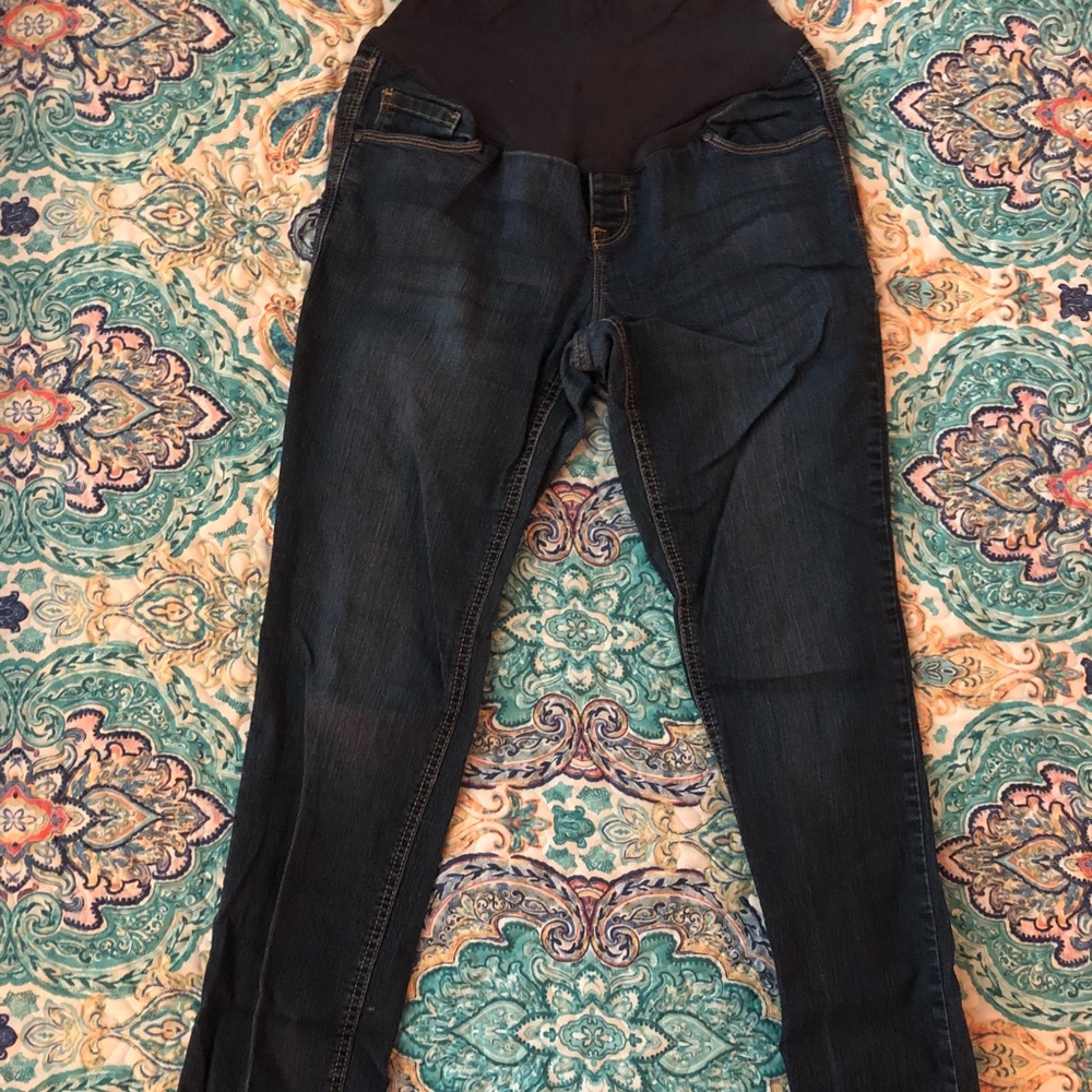 Maternity dark wash Old Navy skinny jeans